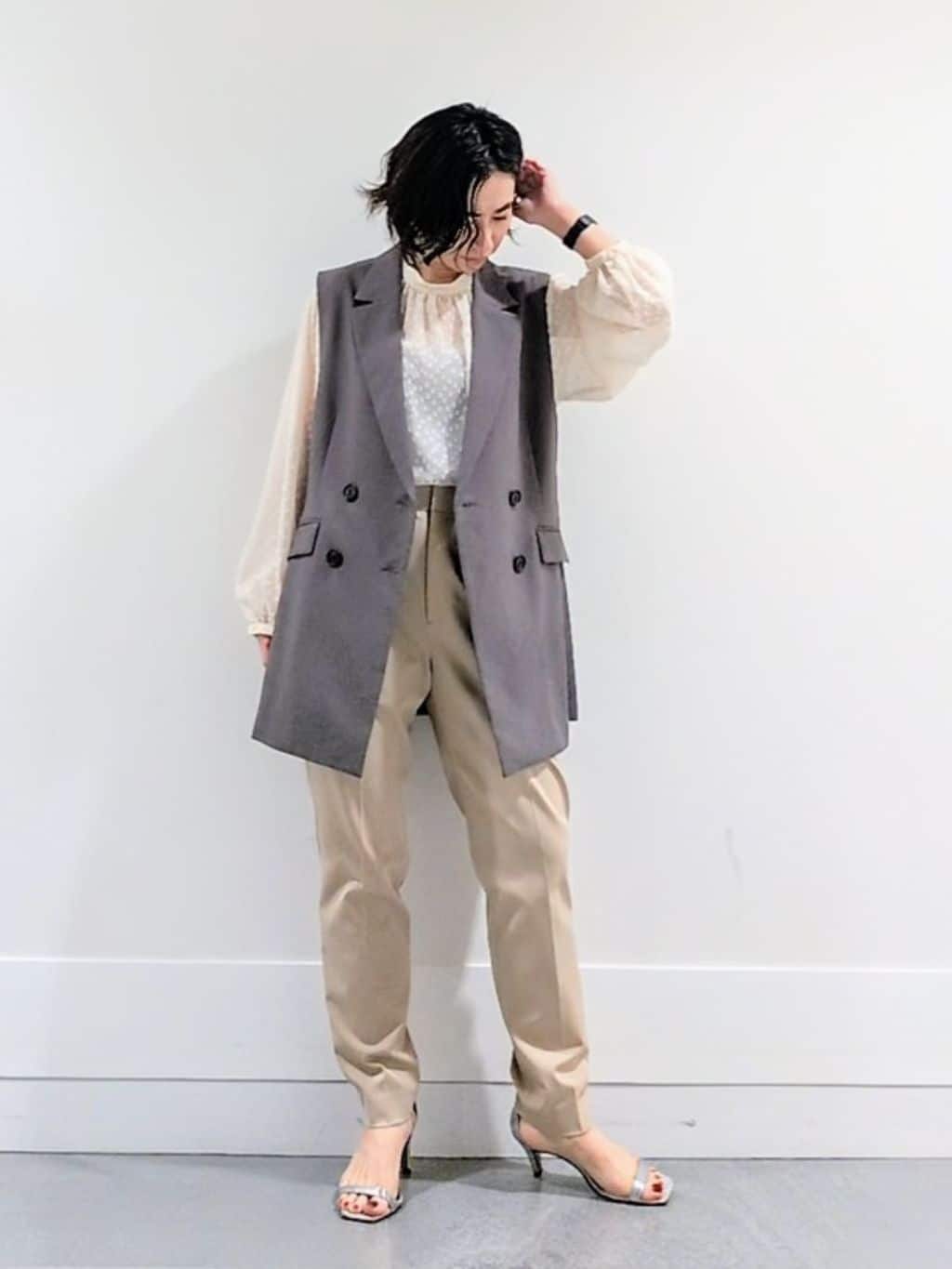 ミズタさんの「UNTITLED｜【セットアップ可/洗える】スラブテーラードカラージレ」を使ったコーディネート