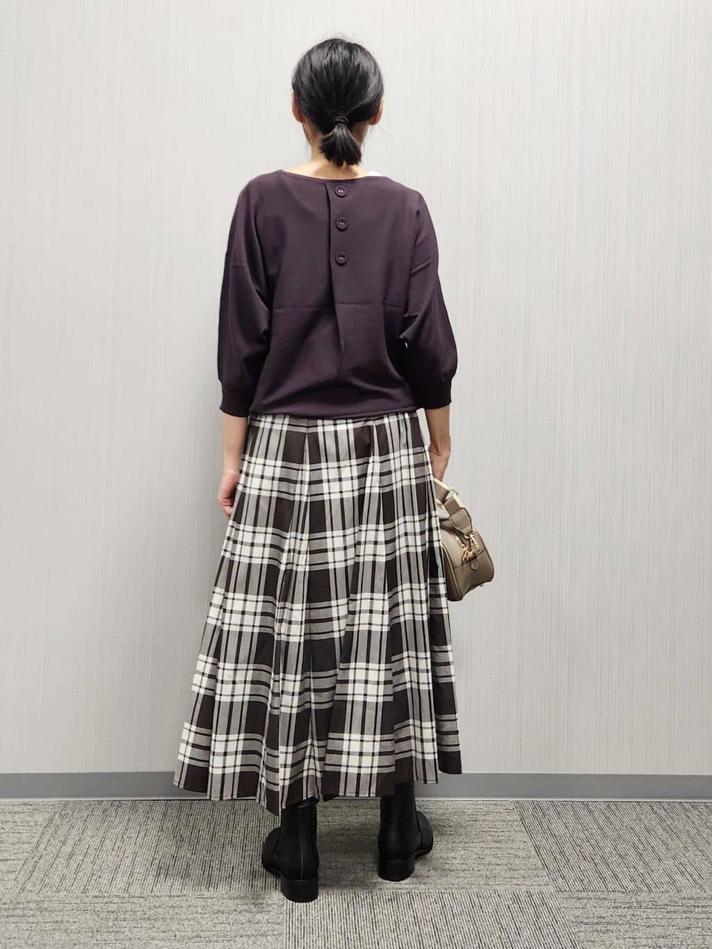 naraさんの「Dessin｜【洗える】後ろボタンニットプルオーバー七分袖」を使ったコーディネート
