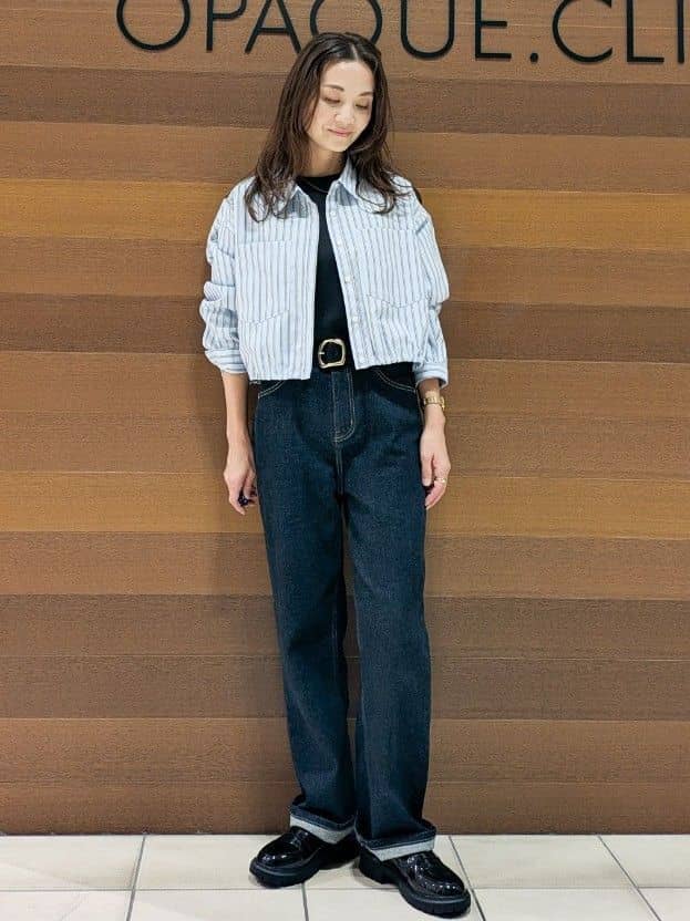 machiさんの「OPAQUE.CLIP｜ドロストヘムショートシャツ【洗濯機OK】」を使ったコーディネート