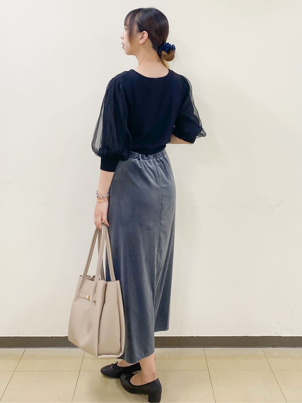 yurinaさんの「index｜《5色展開》マジョリカプリーツスリーブニット【洗濯機洗い可】」を使ったコーディネート