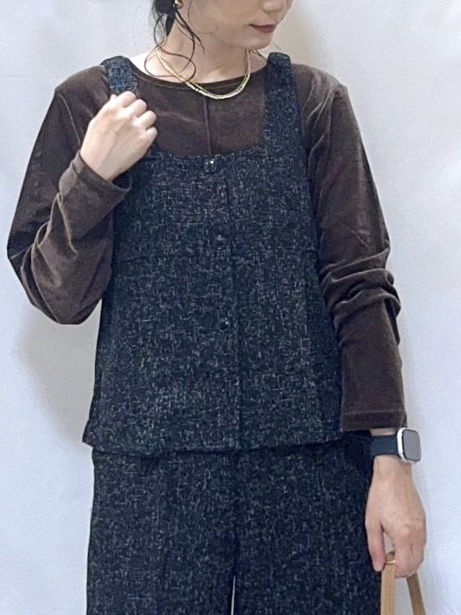 𝐇𝐢𝐫𝐨𝐦𝐢さんの「SHOO･LA･RUE｜【2点セット】着るだけで決まる クラシカルなツイード調セットアップ」を使ったコーディネート