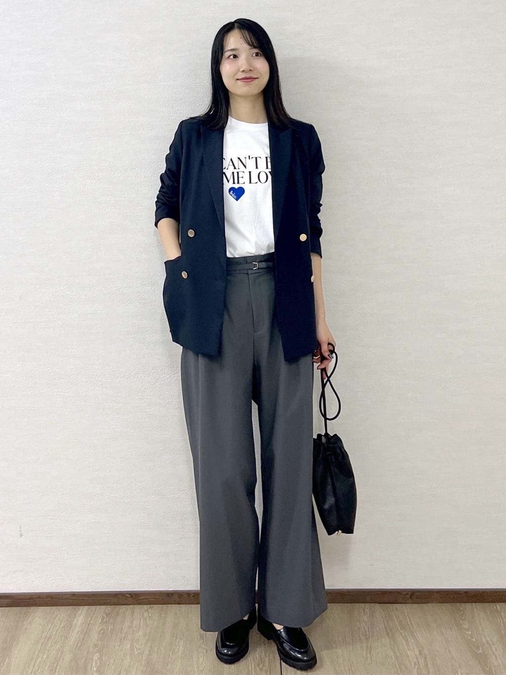sachikoさんの「OPAQUE.CLIP｜ロックTシャツ別注アソート【GREEN DAY／METALLICA／THE BEATLES】」を使ったコーディネート