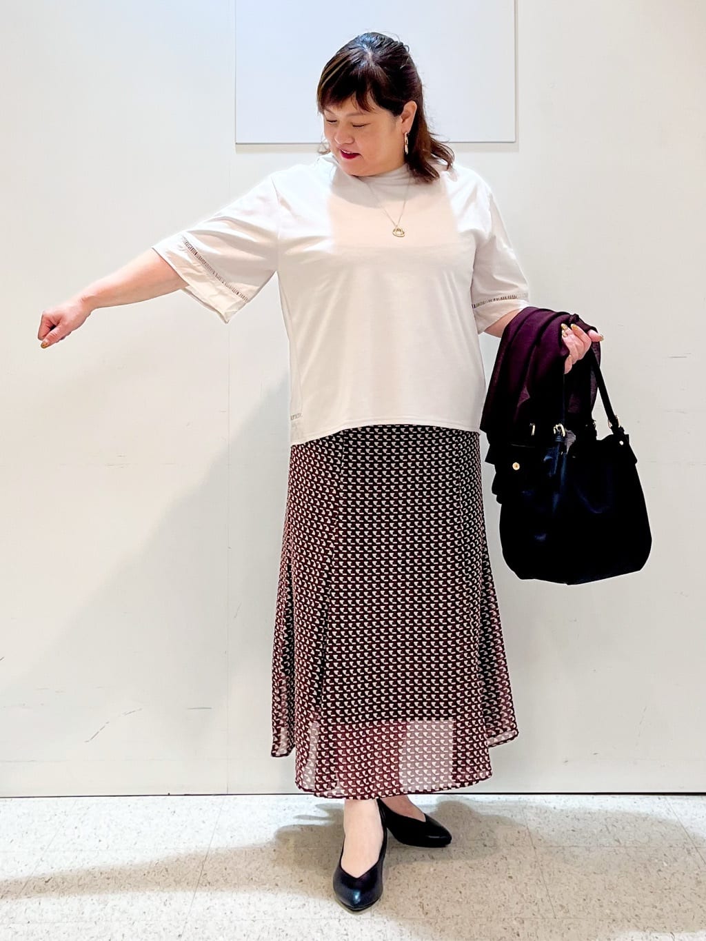 kimmyさんの「Reflect｜【E‐QUALITY／体型カバー】シアー&times;レースデザインプルオーバー」を使ったコーディネート
