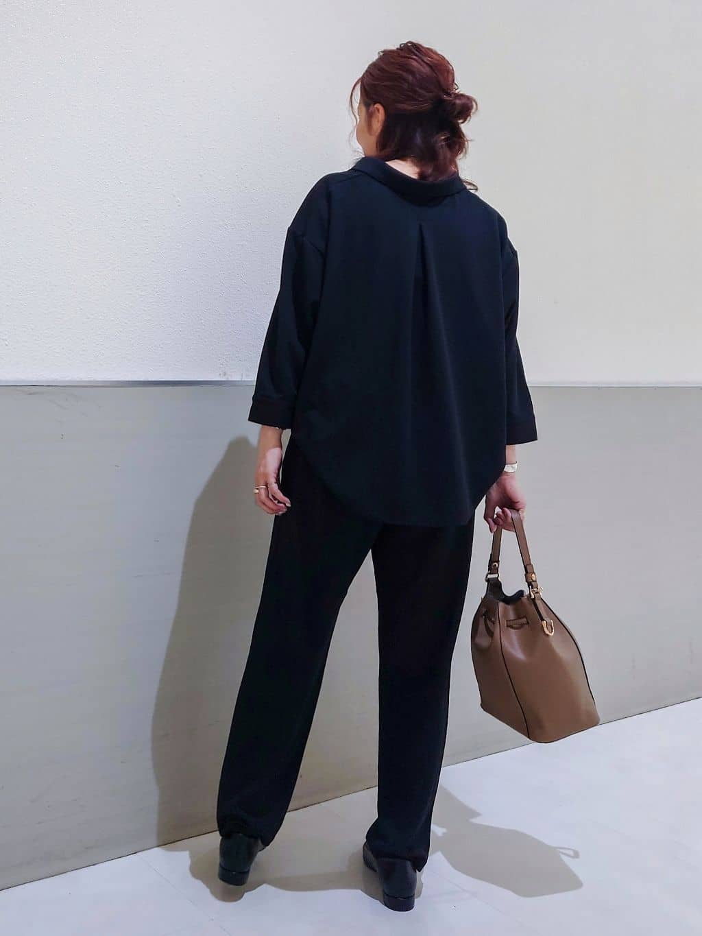 maruさんの「THE SHOP TK｜【着るだけでコーディネートが決まる】スキッパーブラウス&パンツセット」を使ったコーディネート