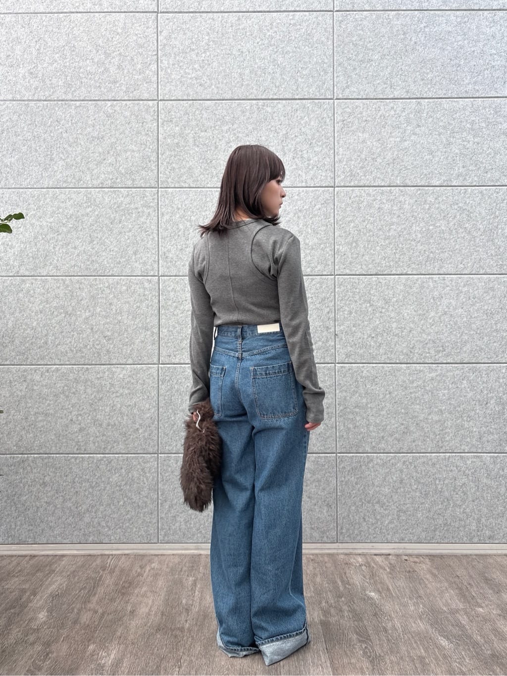 erikaさんの「INDIVI｜タンクレイヤーフライスカットソー」を使ったコーディネート