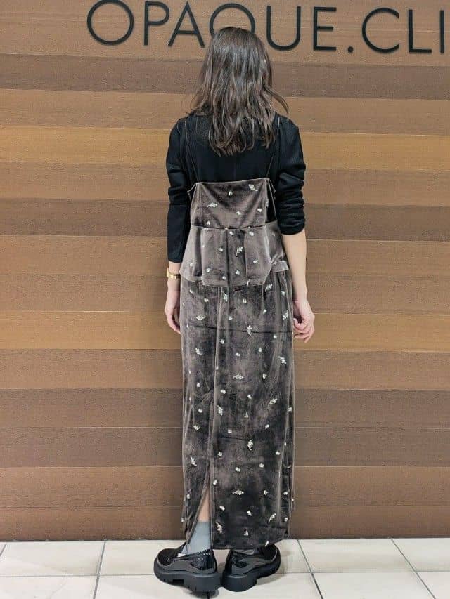 machiさんの「OPAQUE.CLIP｜シアーラウンドネックカットソー【洗濯機洗い可】」を使ったコーディネート