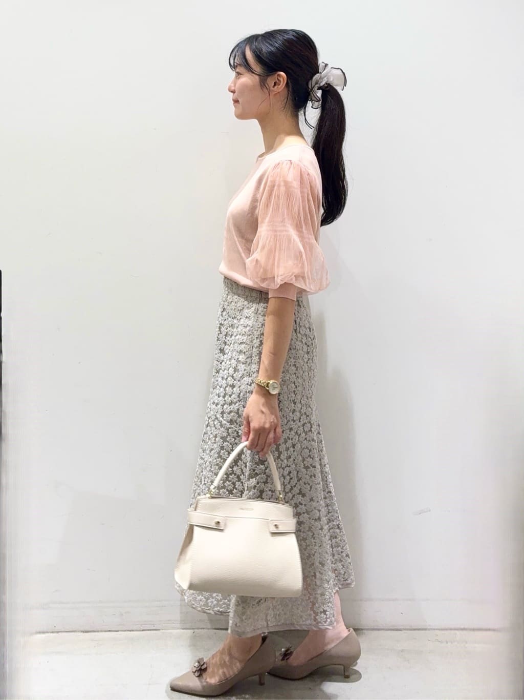 きみさんの「OPAQUE.CLIP｜《5色展開》マジョリカプリーツスリーブニット【洗濯機洗い可】」を使ったコーディネート