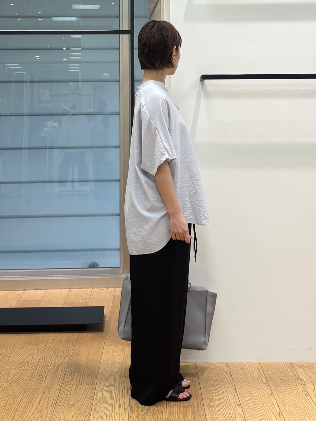 asamiさんの「INDIVI｜【洗える／UVケア／SETUP可能】ドロストワイドパンツ」を使ったコーディネート