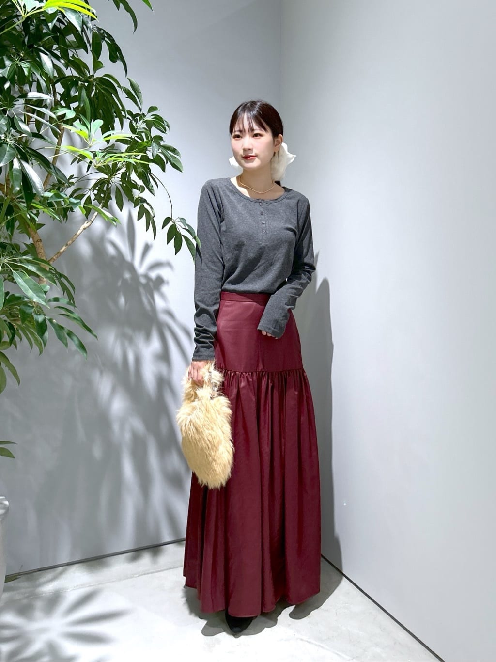Renoさんの「INDIVI｜カットアウトカットソー」を使ったコーディネート