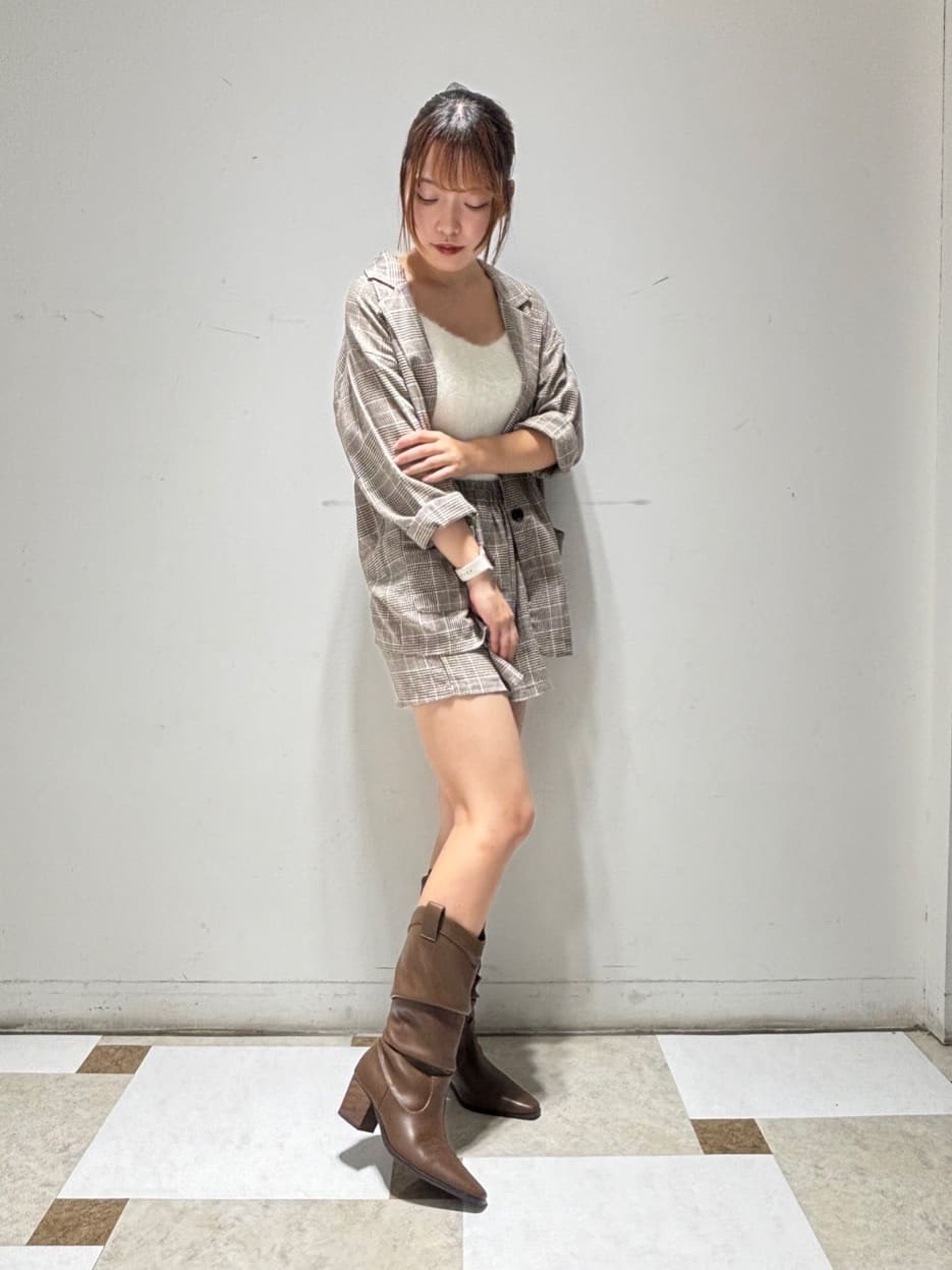 せらら⭐️さんの「ESPERANZA｜シャーリングウエスタンブーツ」を使ったコーディネート