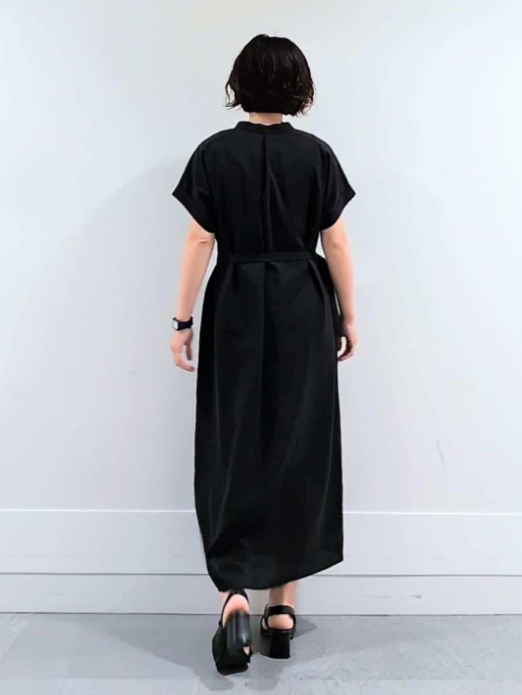 ミズタさんの「UNTITLED｜【UV/はっ水】リラククールワンピース」を使ったコーディネート