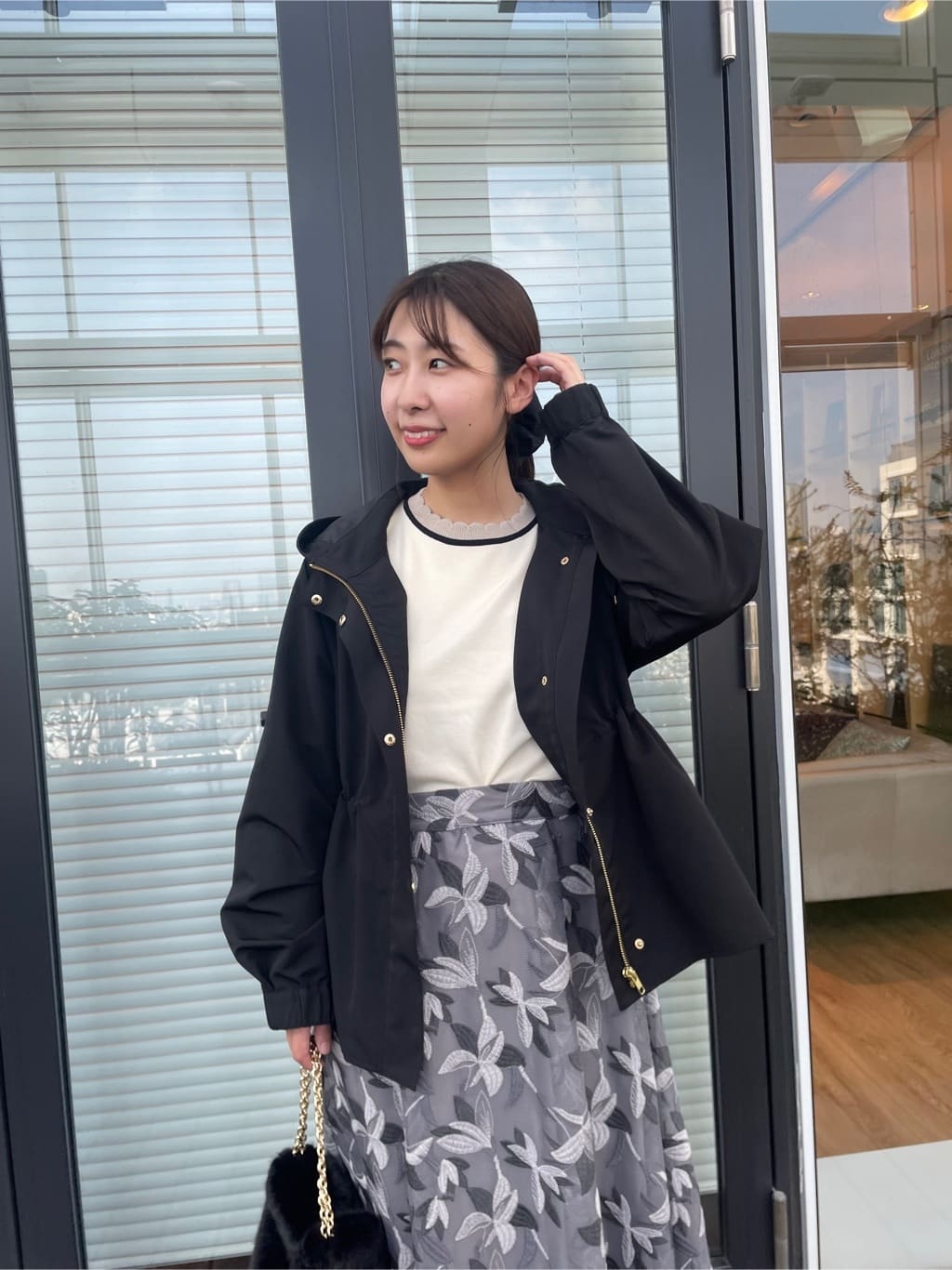 abeさんの「Couture brooch｜カットパイピングリボンパンプス」を使ったコーディネート