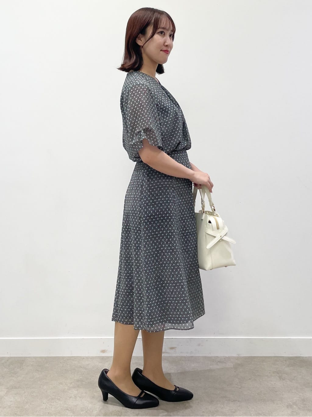 yukariさんの「Reflect｜【マシンウォッシュ可／セットアップ可】コツキ柄プリントブラウス」を使ったコーディネート