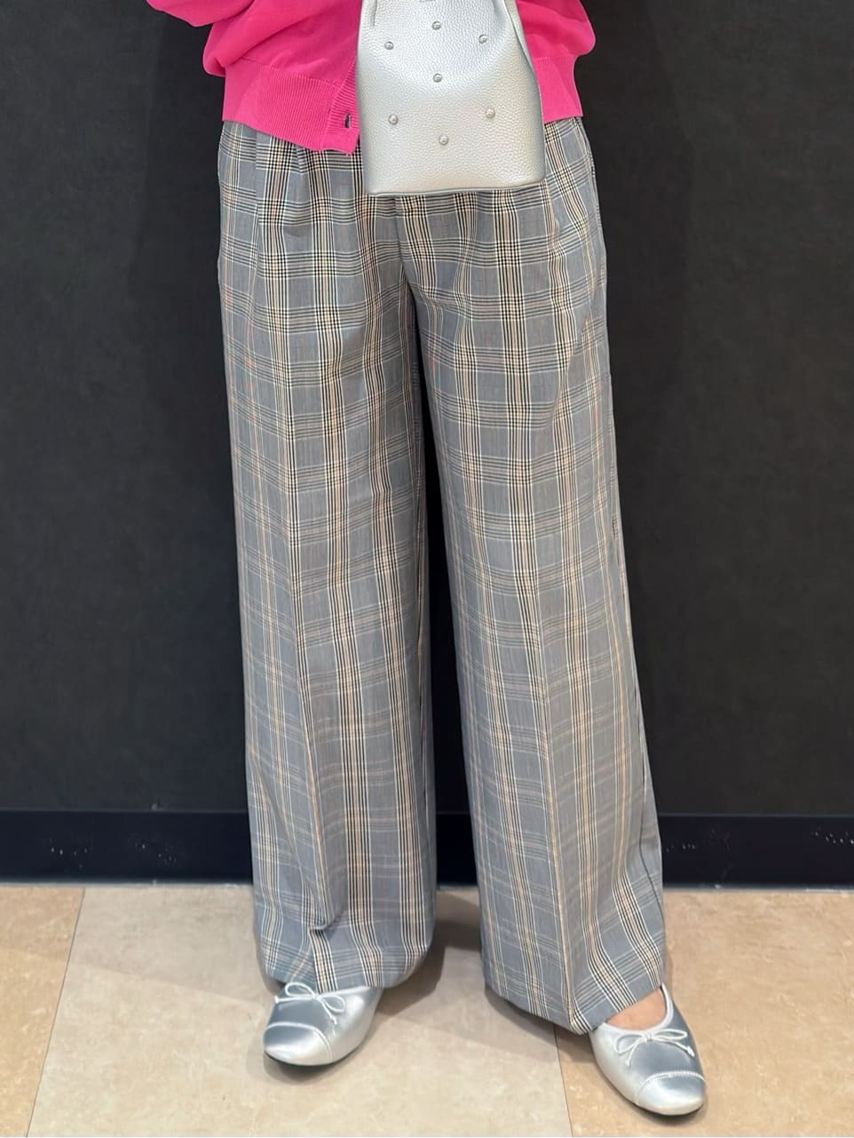 Megさんの「SHOO･LA･RUE｜【洗える/S-LL/アンサンブル可】大人フェミニン さらっとタッチのニットカーディガン」を使ったコーディネート