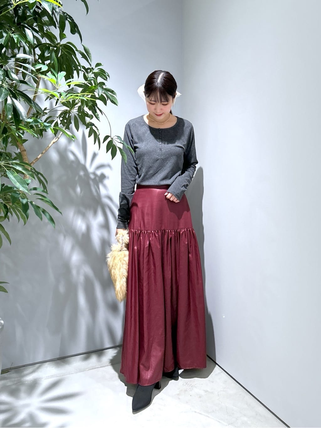 Renoさんの「INDIVI｜カットアウトカットソー」を使ったコーディネート