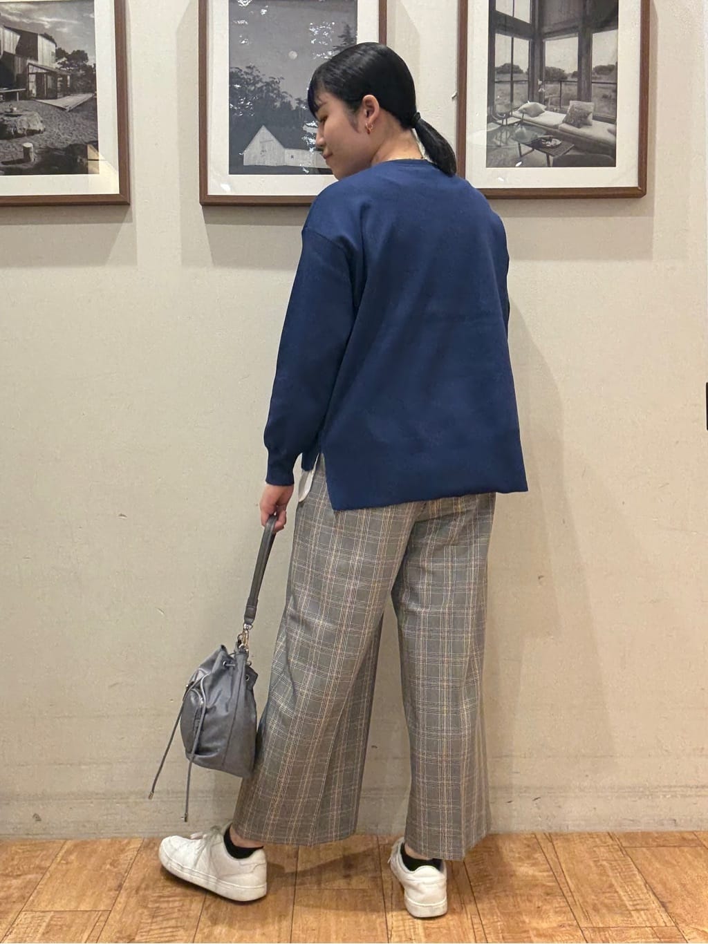 Tsuruさんの「SHOO･LA･RUE｜【洗濯機可/S-LL】すっきり上品きれい見え タックワイドパンツ」を使ったコーディネート