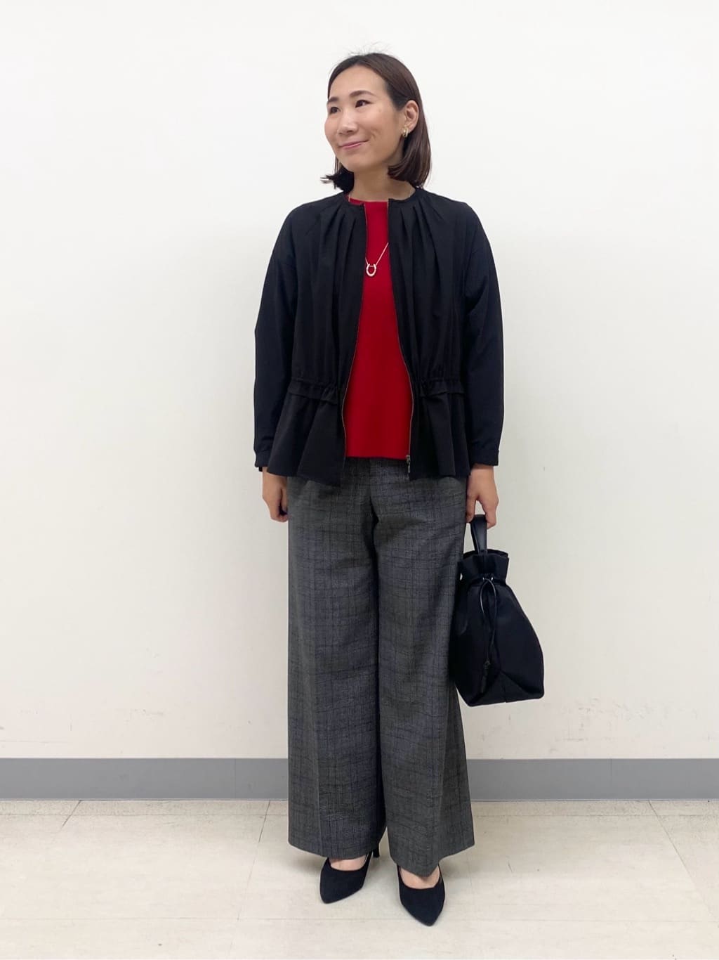 YUKARIさんの「INDIVI｜【洗える／選べる8色】トーンアップニット」を使ったコーディネート