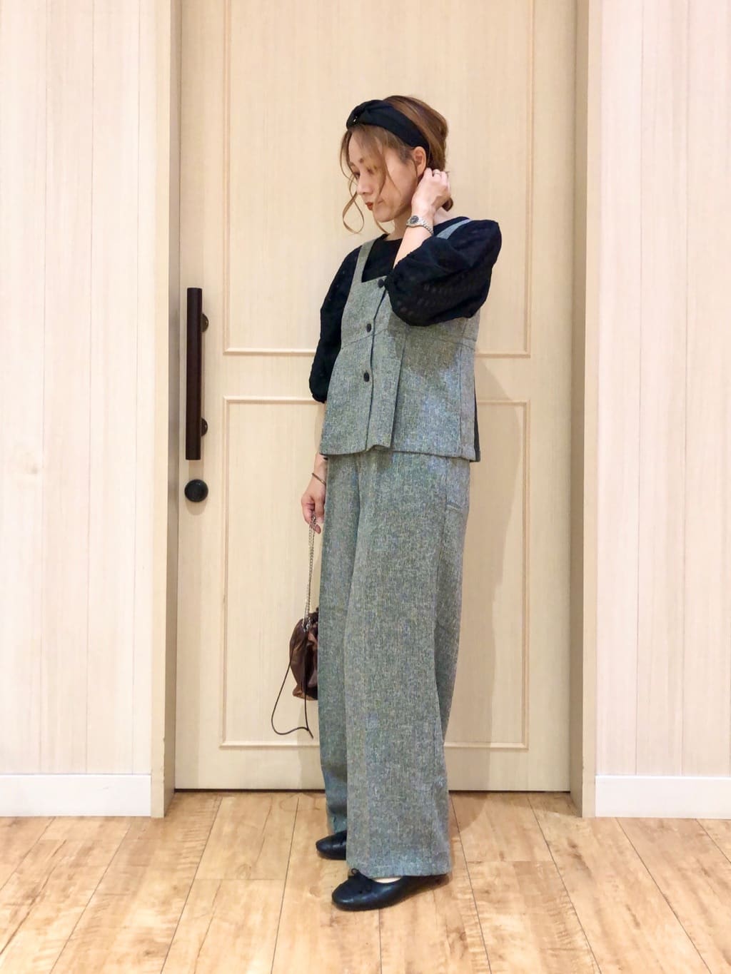 YOUさんの「SHOO･LA･RUE｜【S-LL】涼やかで好印象 シアーチェック ドルマントップス」を使ったコーディネート
