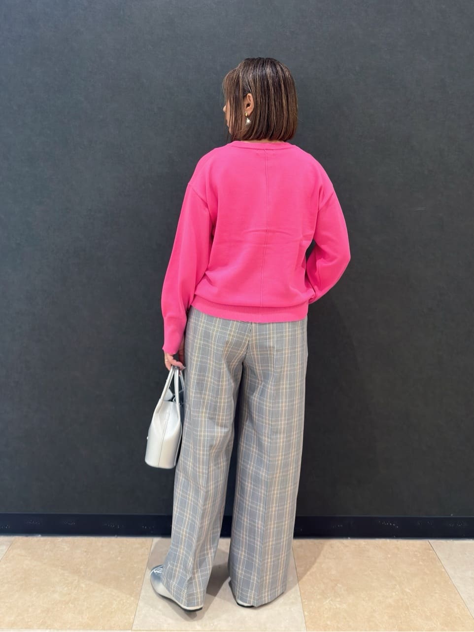 Megさんの「SHOO･LA･RUE｜【洗える/S-LL/アンサンブル可】大人フェミニン さらっとタッチのニットカーディガン」を使ったコーディネート