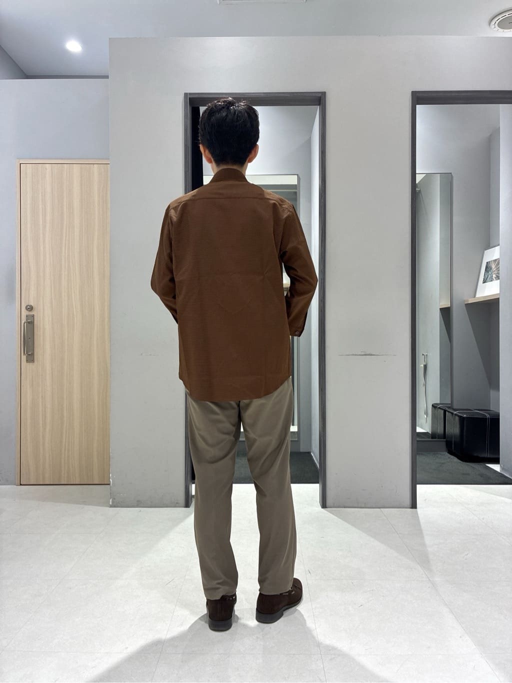 わいずみさんの「TAKEO KIKUCHI｜【COOL CITY WEAR】インドライ天竺モックネック プルオーバー /吸汗速乾」を使ったコーディネート