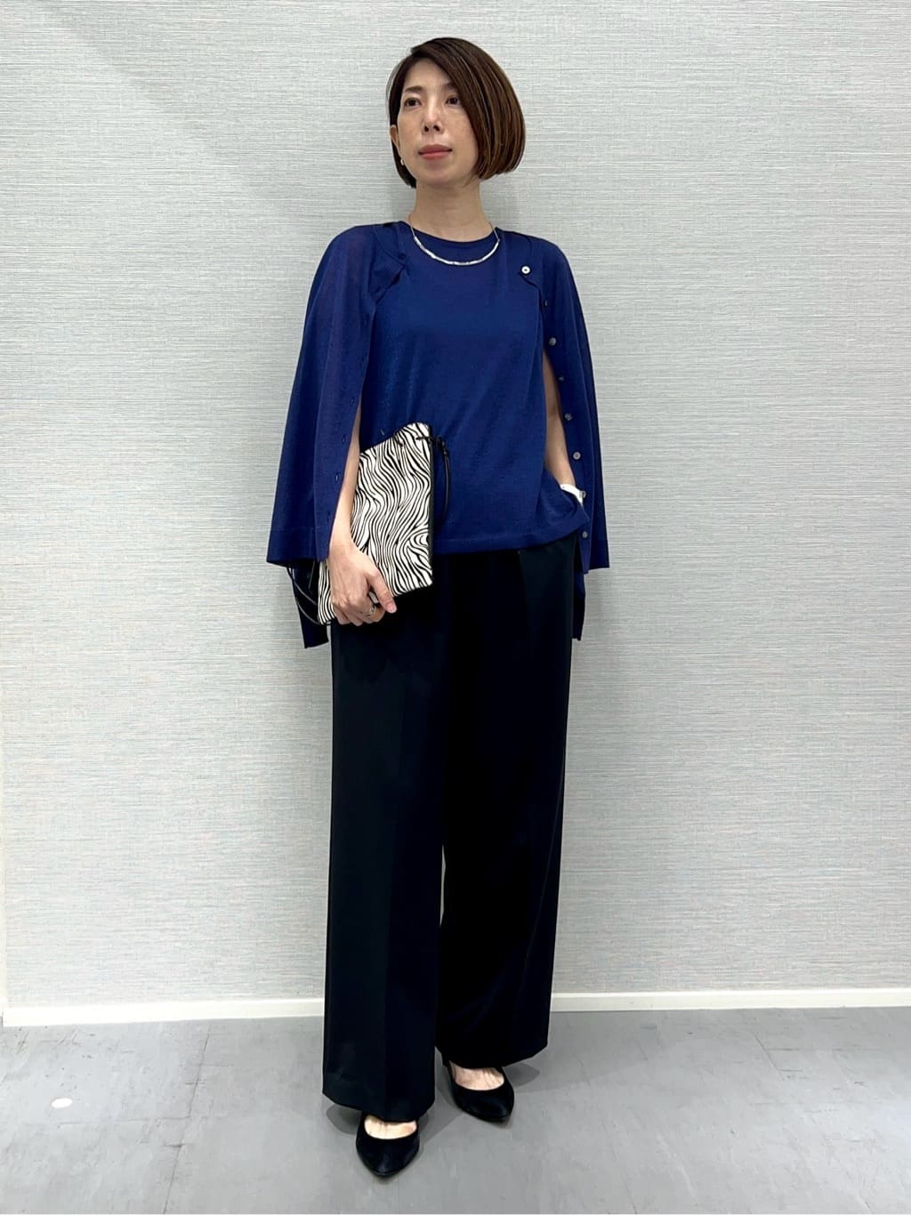 Shinakoさんの「UNTITLED｜【アンサンブル可/洗える】シアーノースリーブ プルオーバー」を使ったコーディネート