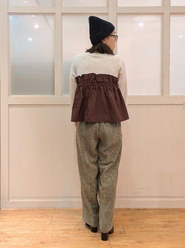 まゆみさんの「SHOO･LA･RUE｜【2点セット】着るだけで決まる クラシカルなツイード調セットアップ」を使ったコーディネート