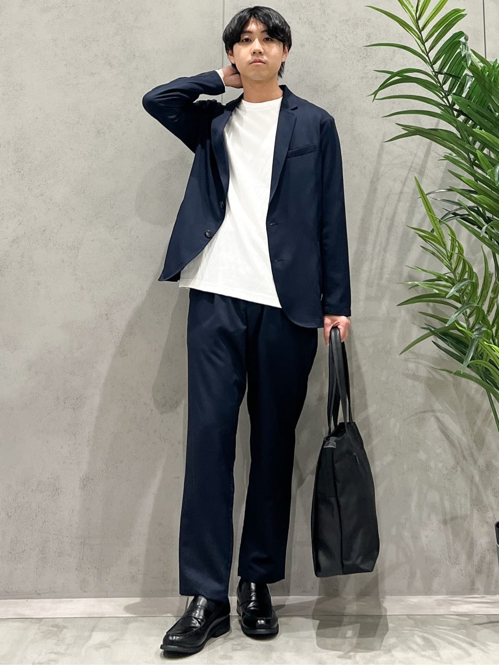 SHI-MAさんの「THE SHOP TK｜スムースファイバーリラックスジャケット 【セットアップ可／UVカット／イージーケア／洗濯機OK】」を使ったコーディネート