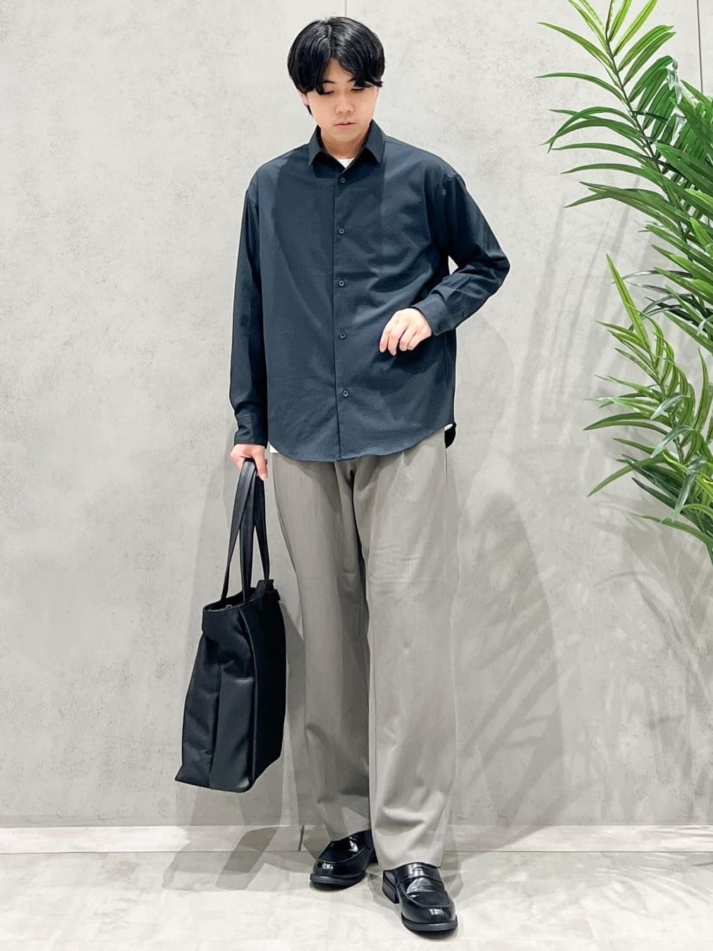 SHI-MAさんの「THE SHOP TK｜リンクスジャカード長袖Tシャツ【サスティナブル素材使用/洗濯機OK】」を使ったコーディネート