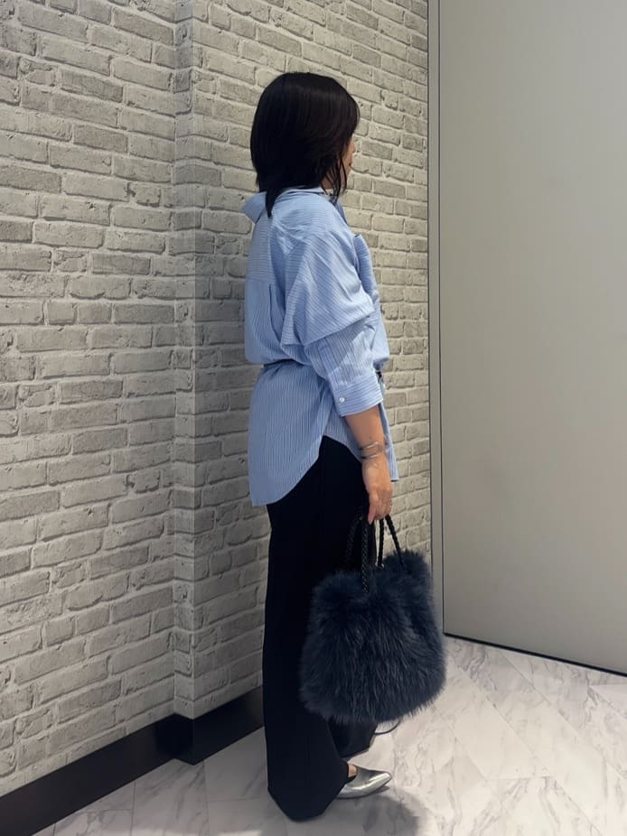 Akiさんの「INDIVI｜Comfy SET UP｜イージーストレートワイドパンツ【セットアップ対応／通勤/カセット服】」を使ったコーディネート