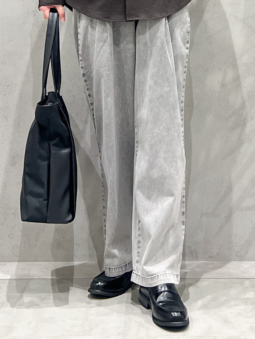 SHI-MAさんの「THE SHOP TK｜リンクスジャカード長袖Tシャツ【サスティナブル素材使用/洗濯機OK】」を使ったコーディネート