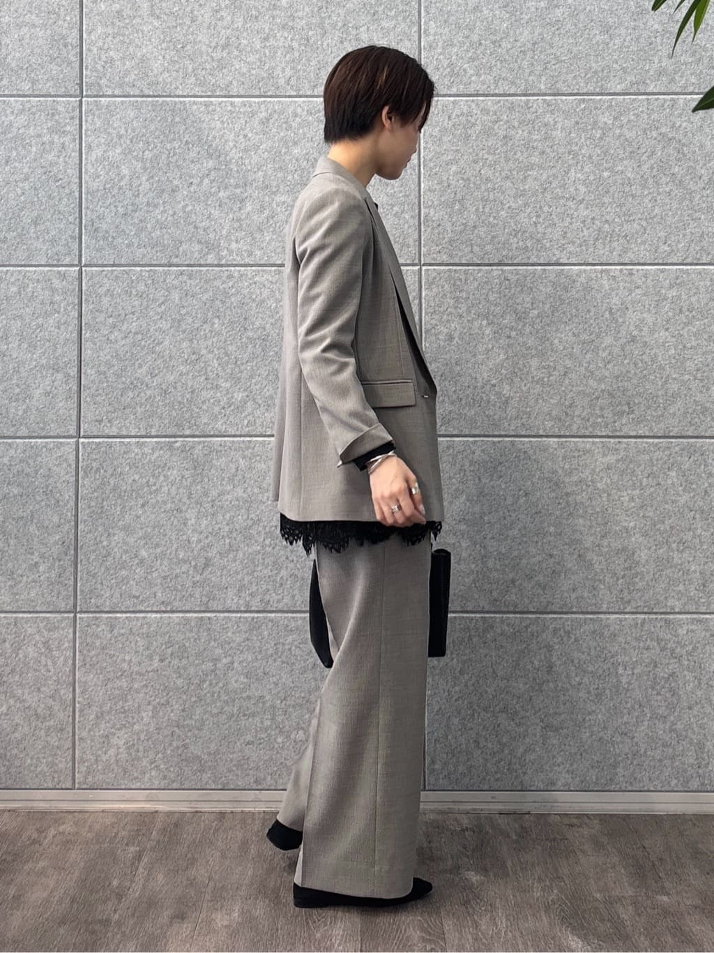 kanaeさんの「INDIVI｜【洗える／セットアップ可能】凹凸ストレッチ素材ダブルジャケット」を使ったコーディネート