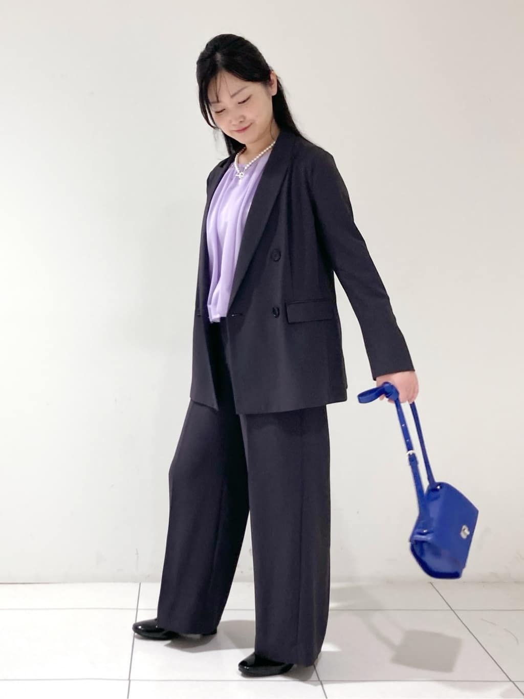 momokoさんの「INDIVI｜【体型カバー／マシンウォッシュ対応】シアージャージトップス」を使ったコーディネート