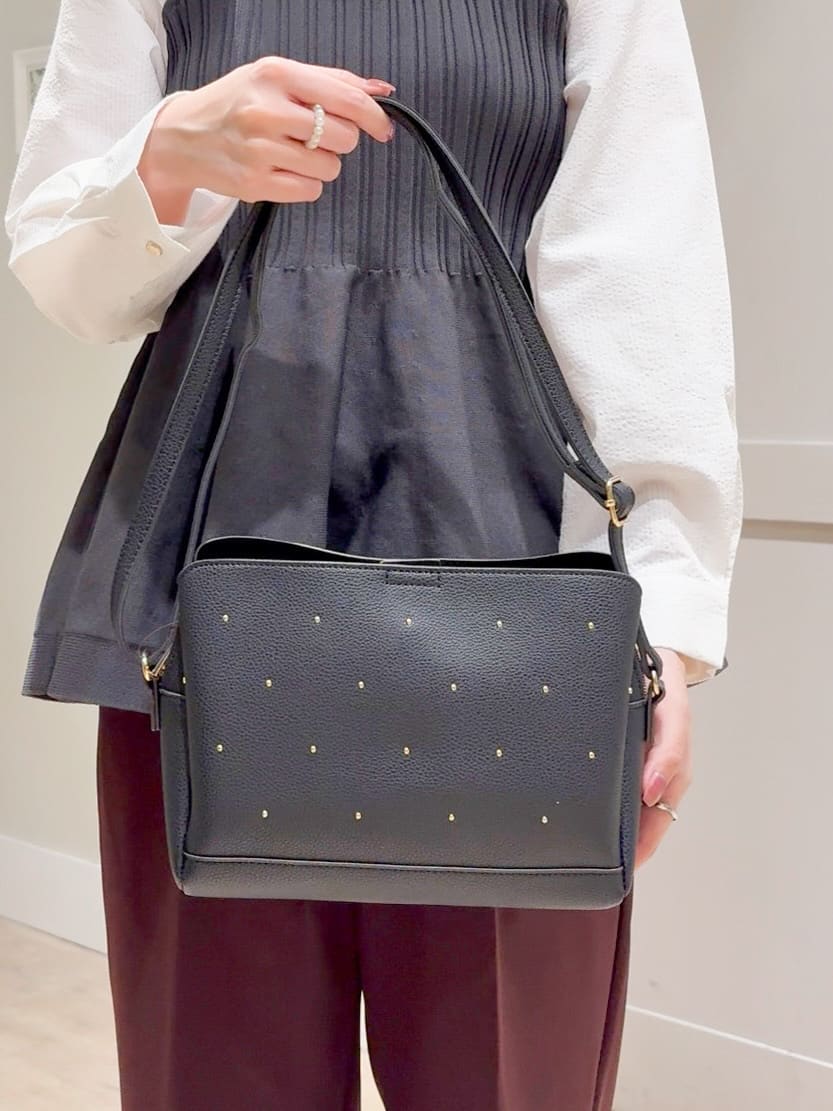 Mayuさんの「grove｜一枚でトレンド完成！体型カバーも叶うニットビスチェドッキングブラウス」を使ったコーディネート