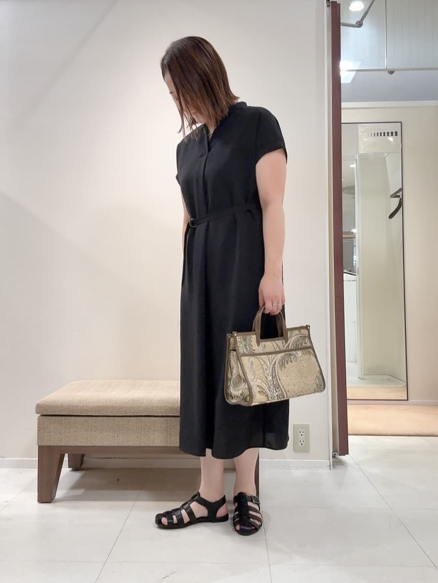 YUIさんの「UNTITLED｜【UV/はっ水】リラククールワンピース」を使ったコーディネート