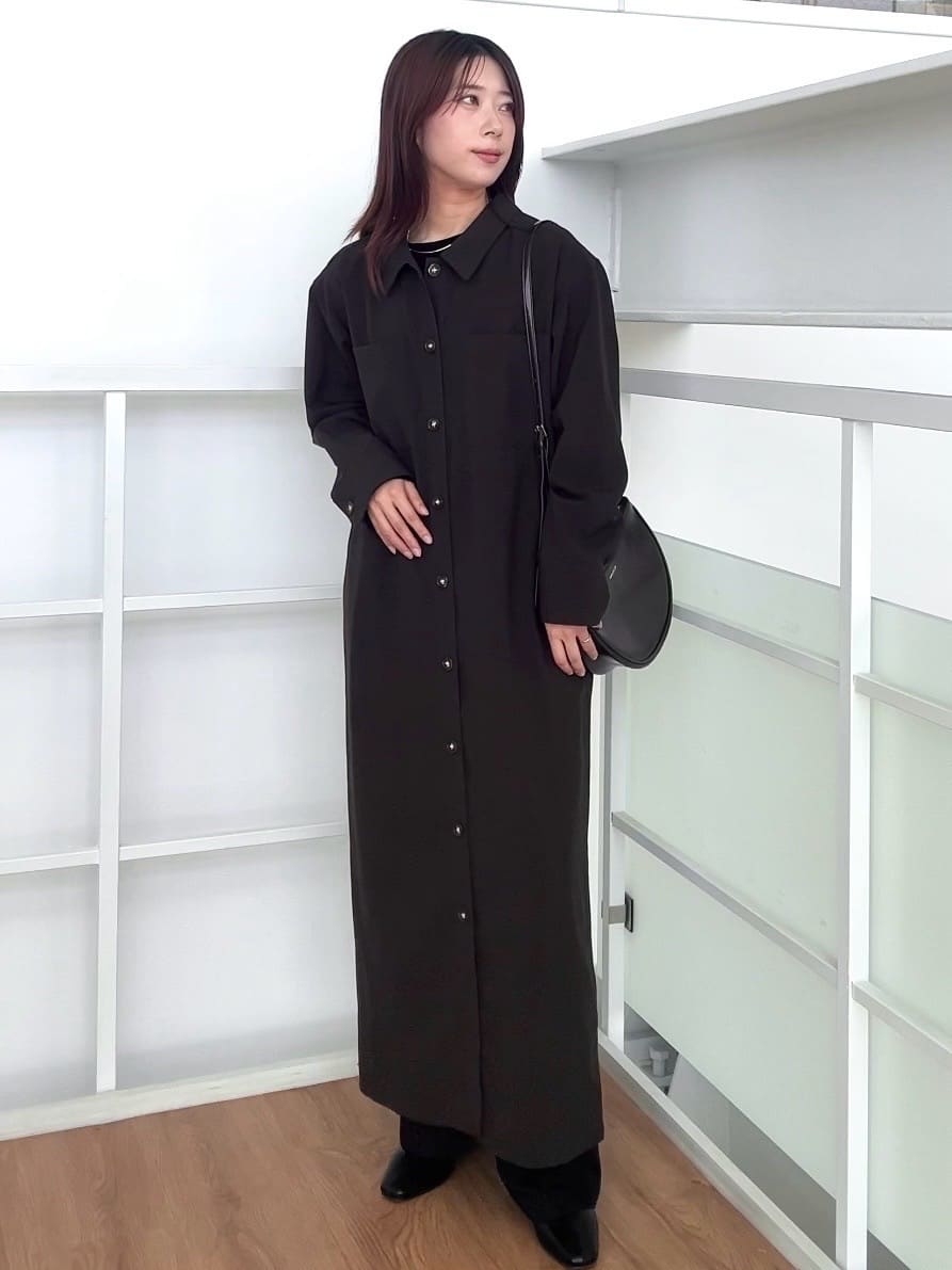 RINAさんの「OPAQUE.CLIP｜【es】ダブルポケットロングシャツワンピース【洗濯機OK】」を使ったコーディネート