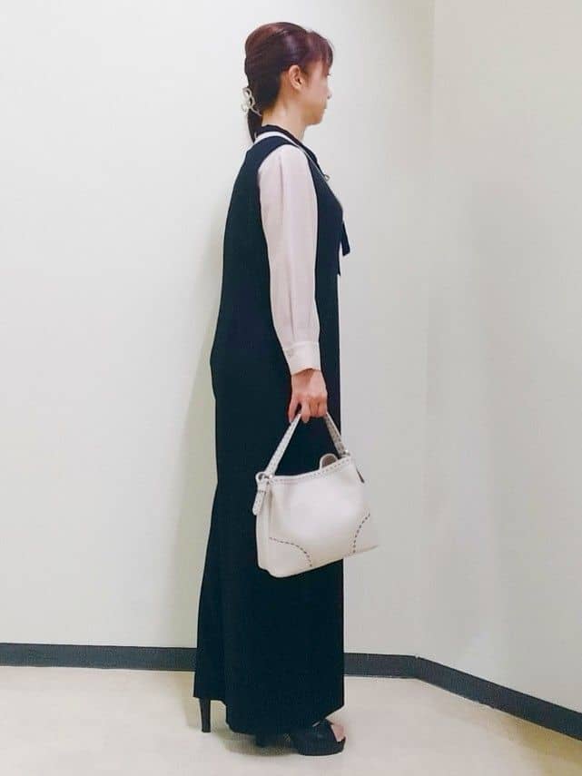 花さんの「Reflect｜【すっきり縦長シルエット】サロペットパンツ」を使ったコーディネート