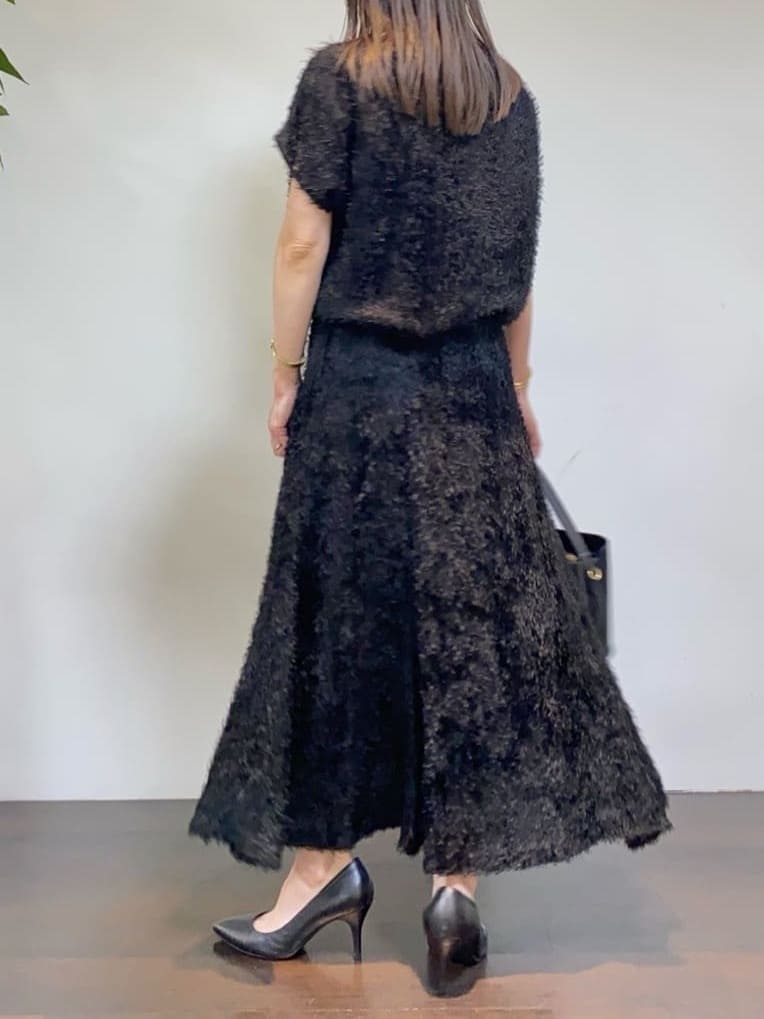 tomoさんの「UNTITLED｜【短丈/日本製】カラミ風メッシュ ノーカラージャケット」を使ったコーディネート