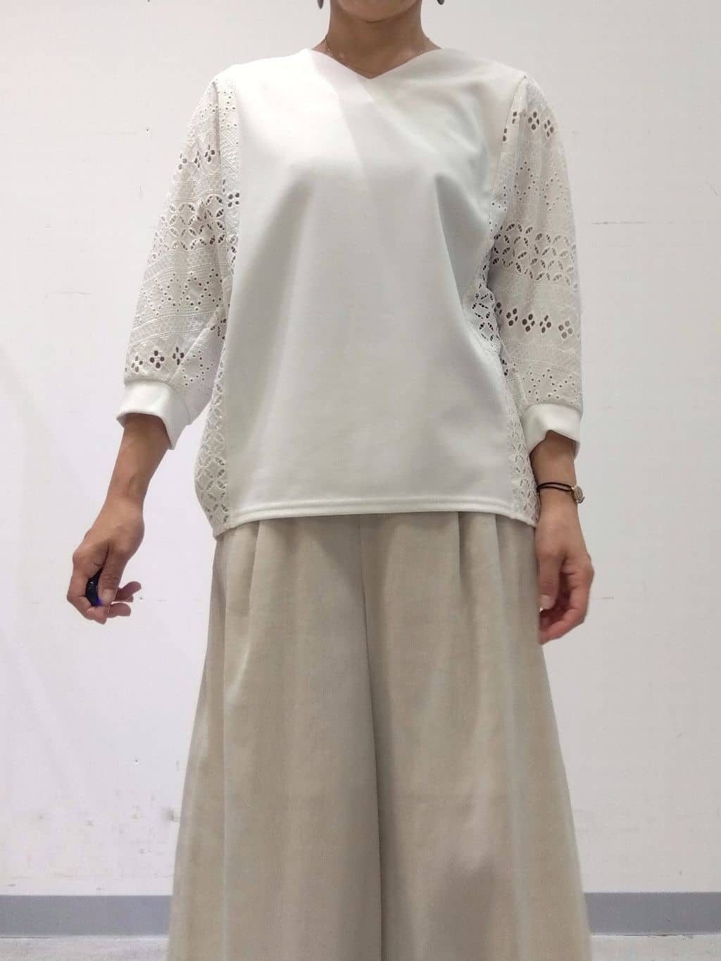 Kさんの「INDIVI｜【洗える／清涼感◎】ワイドフレアパンツ／スカーチョ」を使ったコーディネート