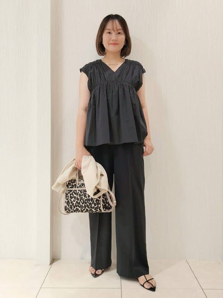 naokoさんの「UNTITLED｜【短丈/日本製】カラミ風メッシュ ノーカラージャケット」を使ったコーディネート