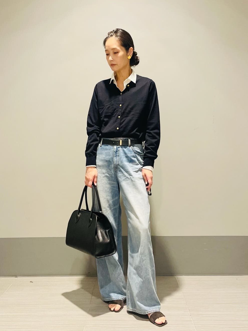 Annさんの「DRESSTERIOR｜ヴィンテージ加工ワイドデニムパンツ」を使ったコーディネート