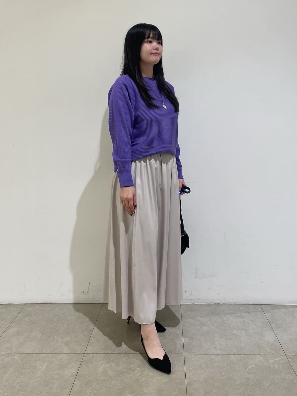 emikaさんの「INDIVI｜【洗える／体型カバー】美シルエットニット」を使ったコーディネート