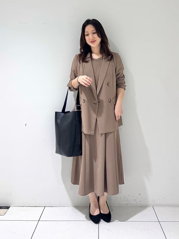 そんさんの「INDIVI｜【軽く羽織れる！】ダブルジャケット」を使ったコーディネート