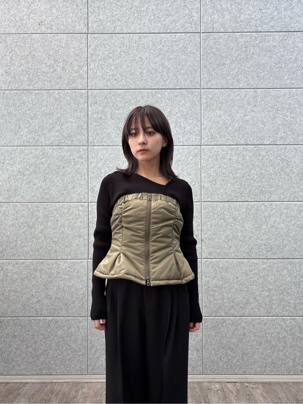 erikaさんの「INDIVI｜MA1ビスチェ」を使ったコーディネート