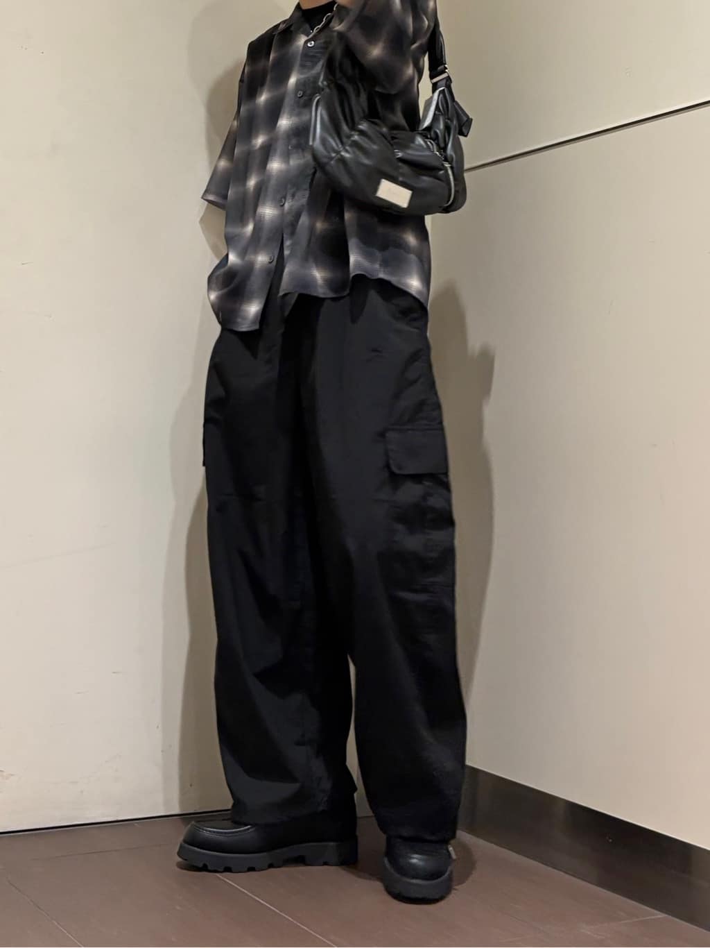 Nさんの「tk.TAKEO KIKUCHI｜バギーバレルカーゴパンツ」を使ったコーディネート
