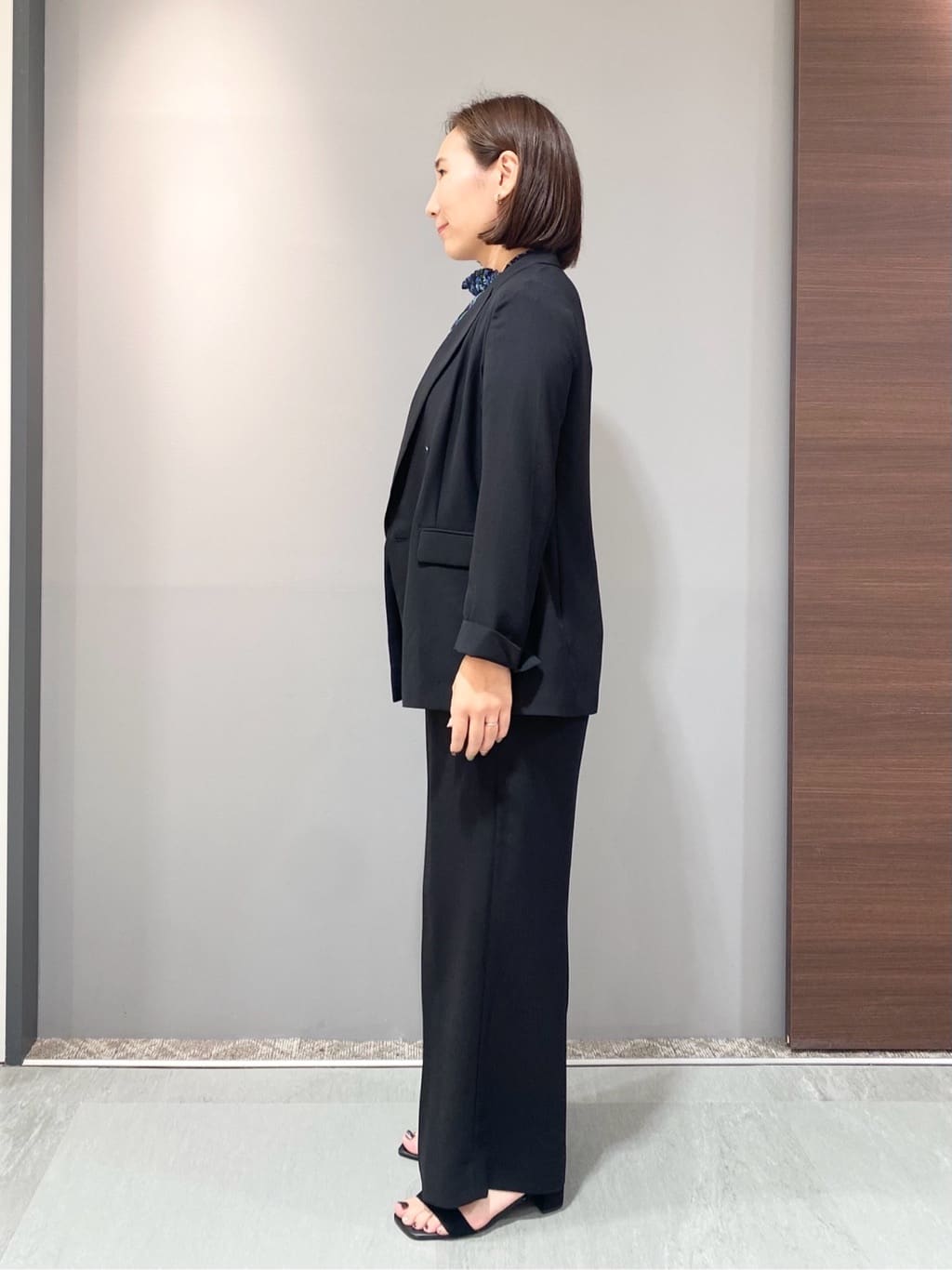 YUKARIさんの「INDIVI｜【軽く羽織れる！】ダブルジャケット」を使ったコーディネート