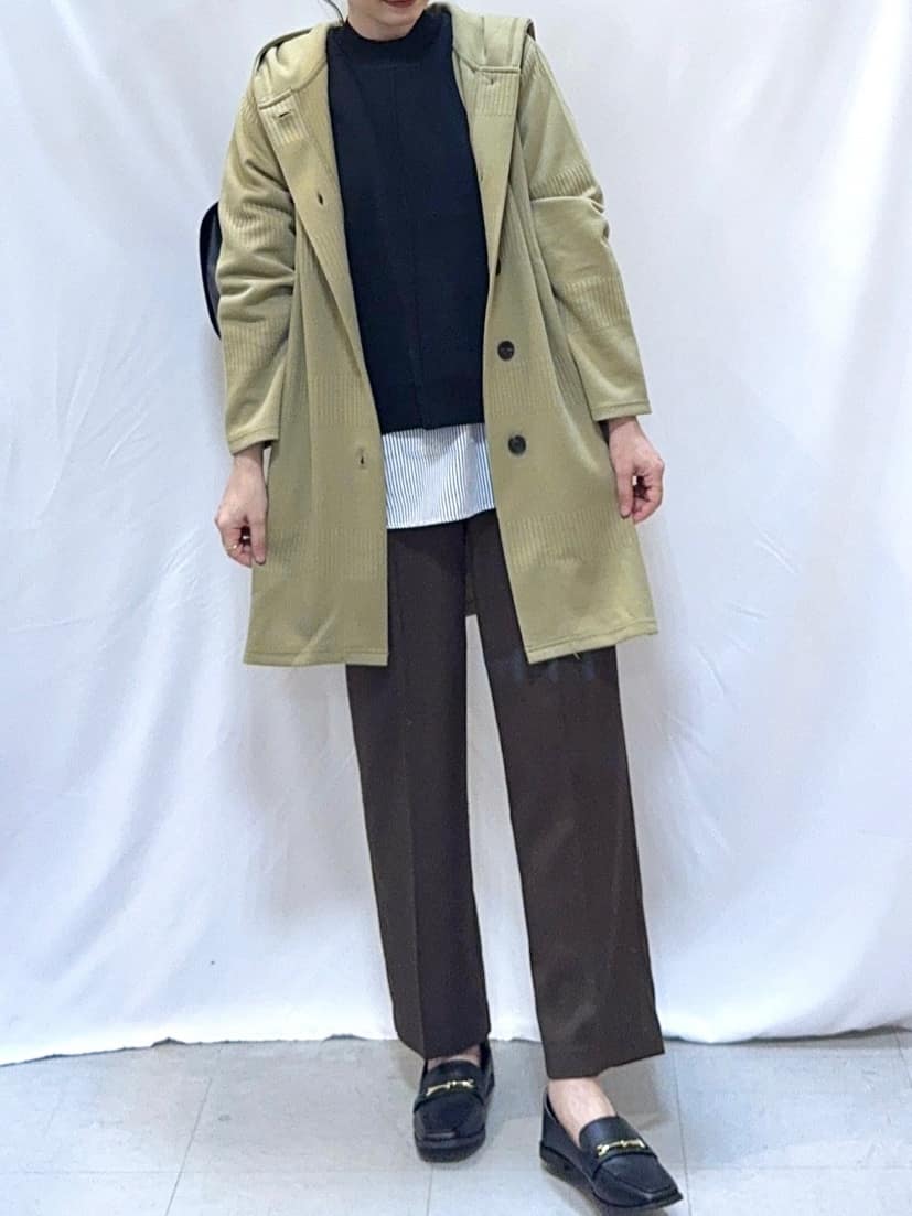 𝐇𝐢𝐫𝐨𝐦𝐢さんの「SHOO･LA･RUE｜【S-LL】ウエストリボンがアクセント ゆったりテーパードパンツ」を使ったコーディネート