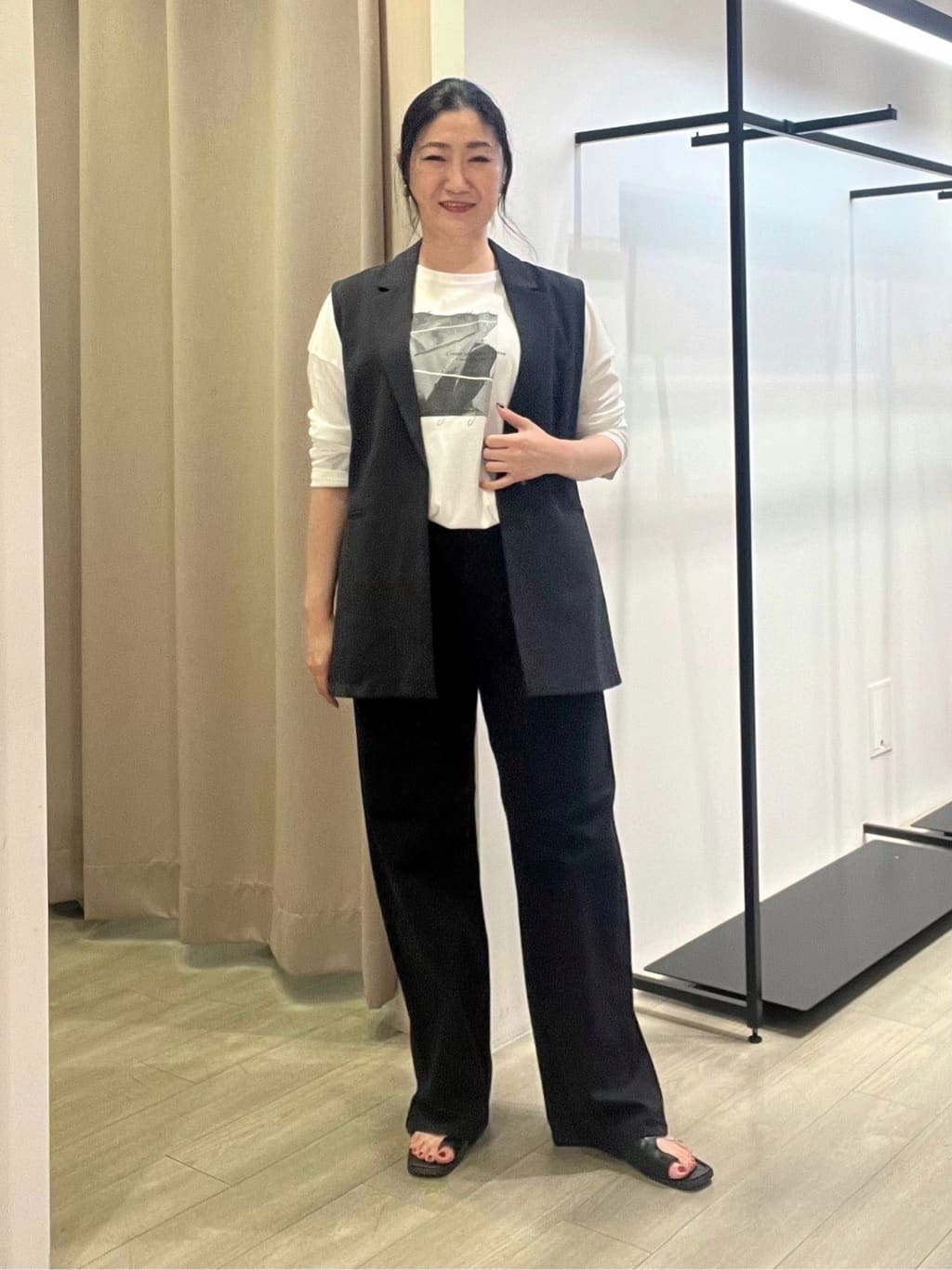 TOMOMIさんの「INDIVI｜【洗える／セットアップ可能】凹凸ストレッチ素材ダブルジャケット」を使ったコーディネート