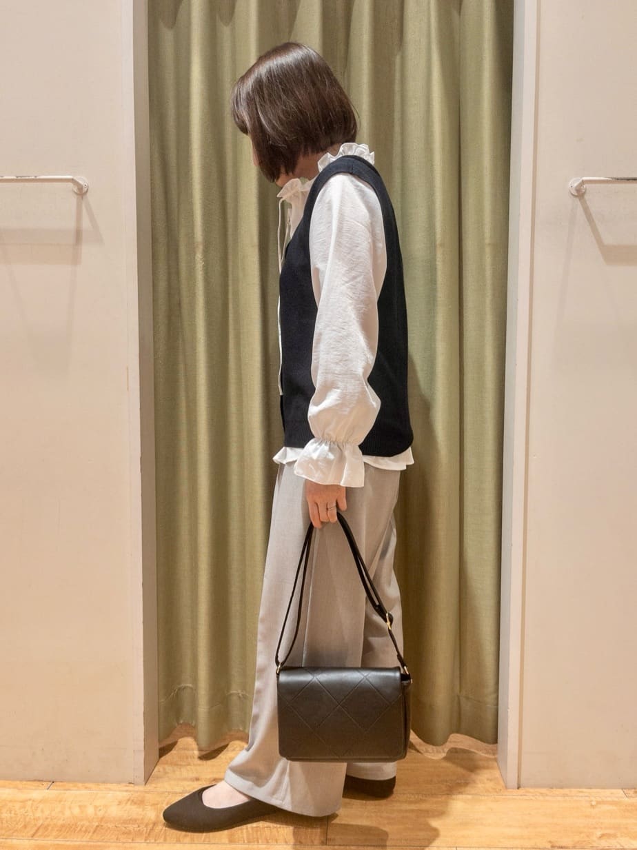 fukuiさんの「SHOO･LA･RUE｜【S-LL/セットアップ可/洗濯後しわになりにくい】きちんと見え タックワイドパンツ」を使ったコーディネート