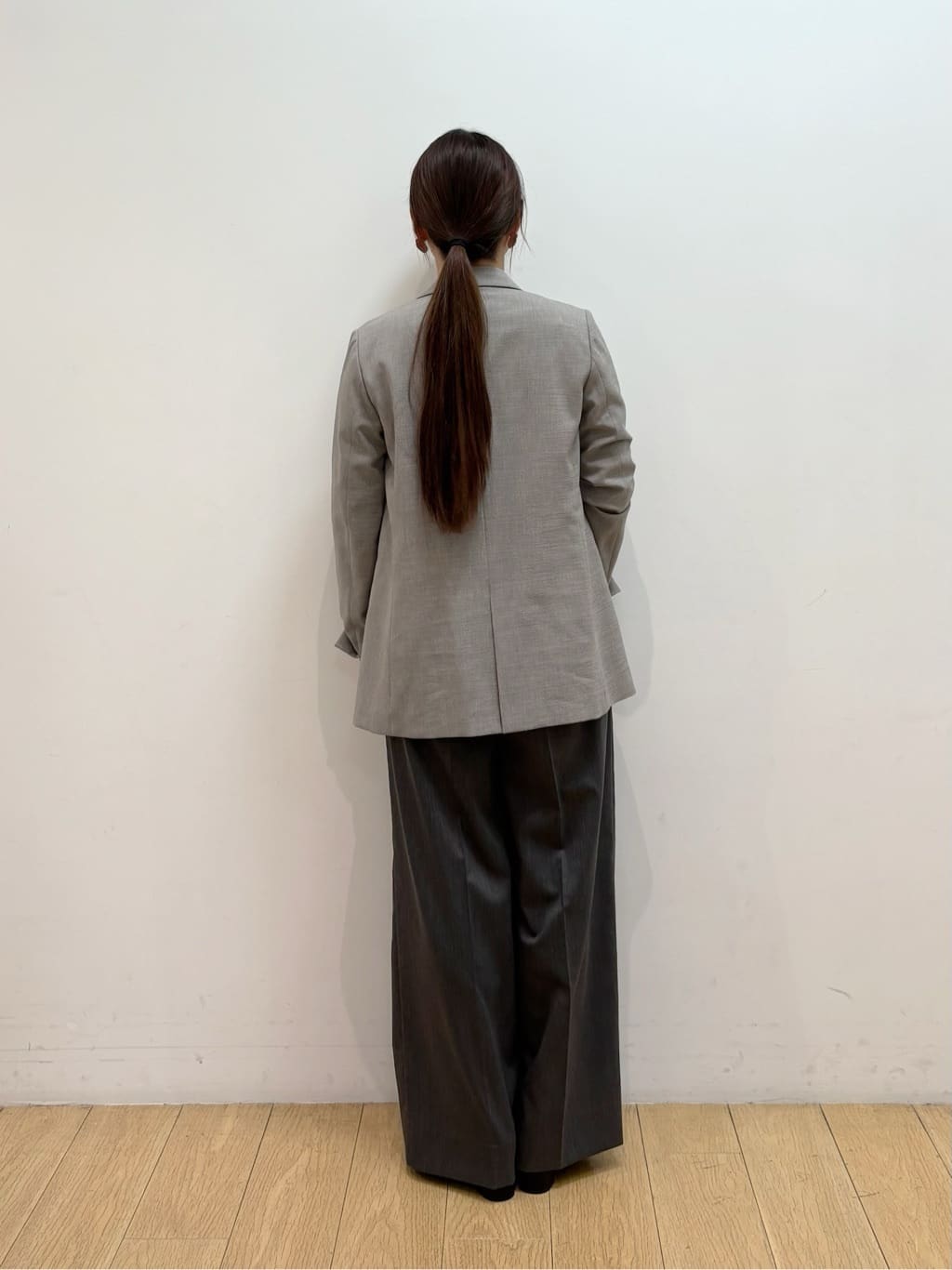 maiさんの「INDIVI｜【洗える／セットアップ可能】凹凸ストレッチ素材ダブルジャケット」を使ったコーディネート