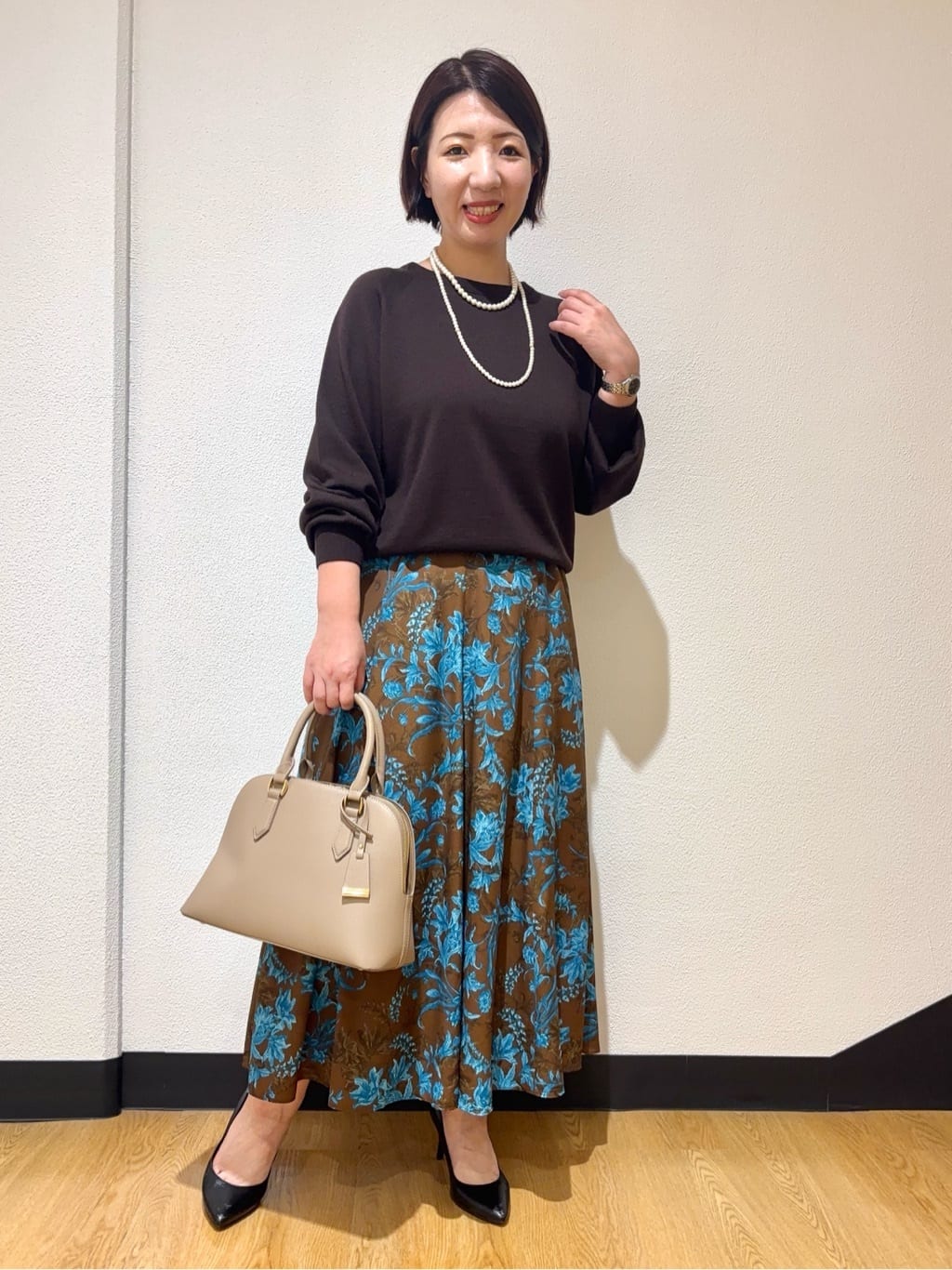 MIKIKOさんの「UNTITLED｜【セットアップ可/ウエストゴム】オーナメントフラワー スカート」を使ったコーディネート